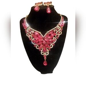 NWOT Rose Pink Statement Costume Jewelry Necklace & Earrings